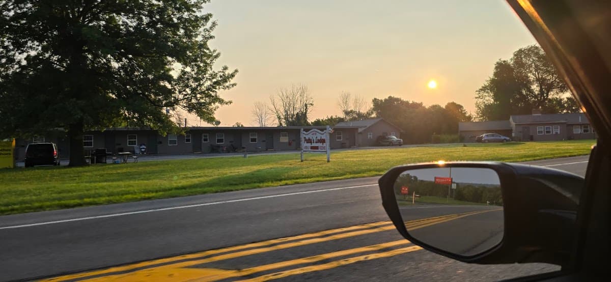 Patty's Lodge, Motel in Canandaigua