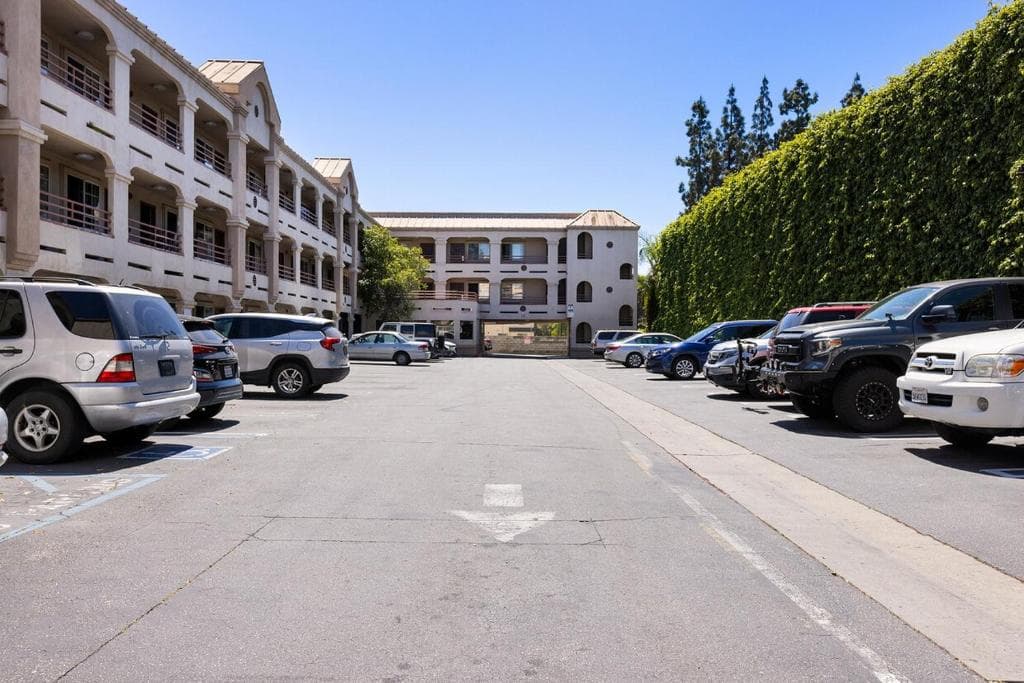 Paradise Lodge - Canoga Park, Hotel in Winnetka