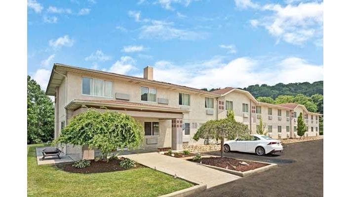 Super 8 by Wyndham Canonsburg/Pittsburgh Area, Hotel in Canonsburg