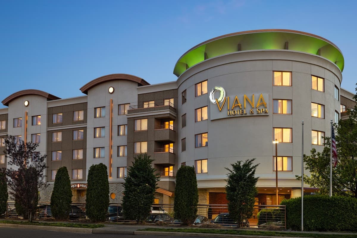 Viana Hotel and Spa, Trademark Collection by Wyndham, Hotel in New Cassel