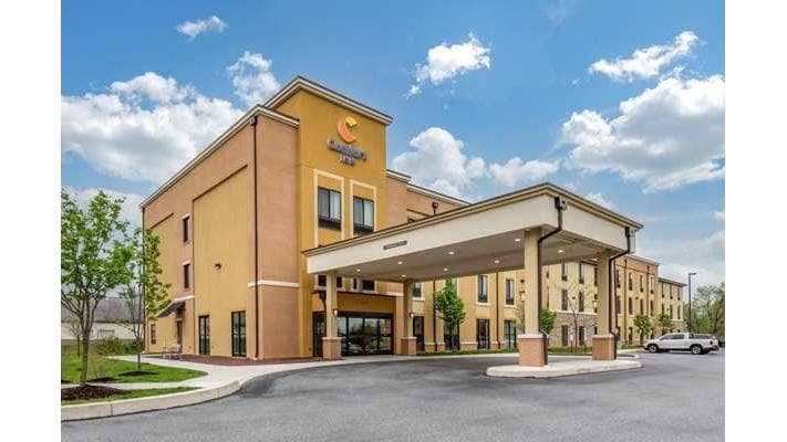 Comfort Inn PA Turnpike - I-81, Hotel in Schlusser