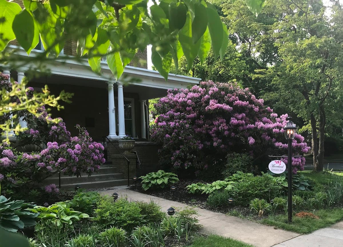 Mooreland Garden Inn, Bed & Breakfast in Carlisle