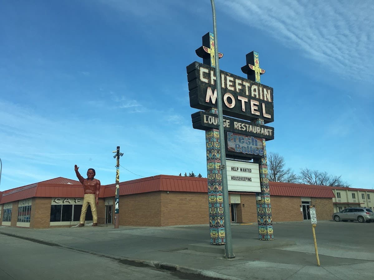 Chieftain Conference Center, Hotel in Carrington