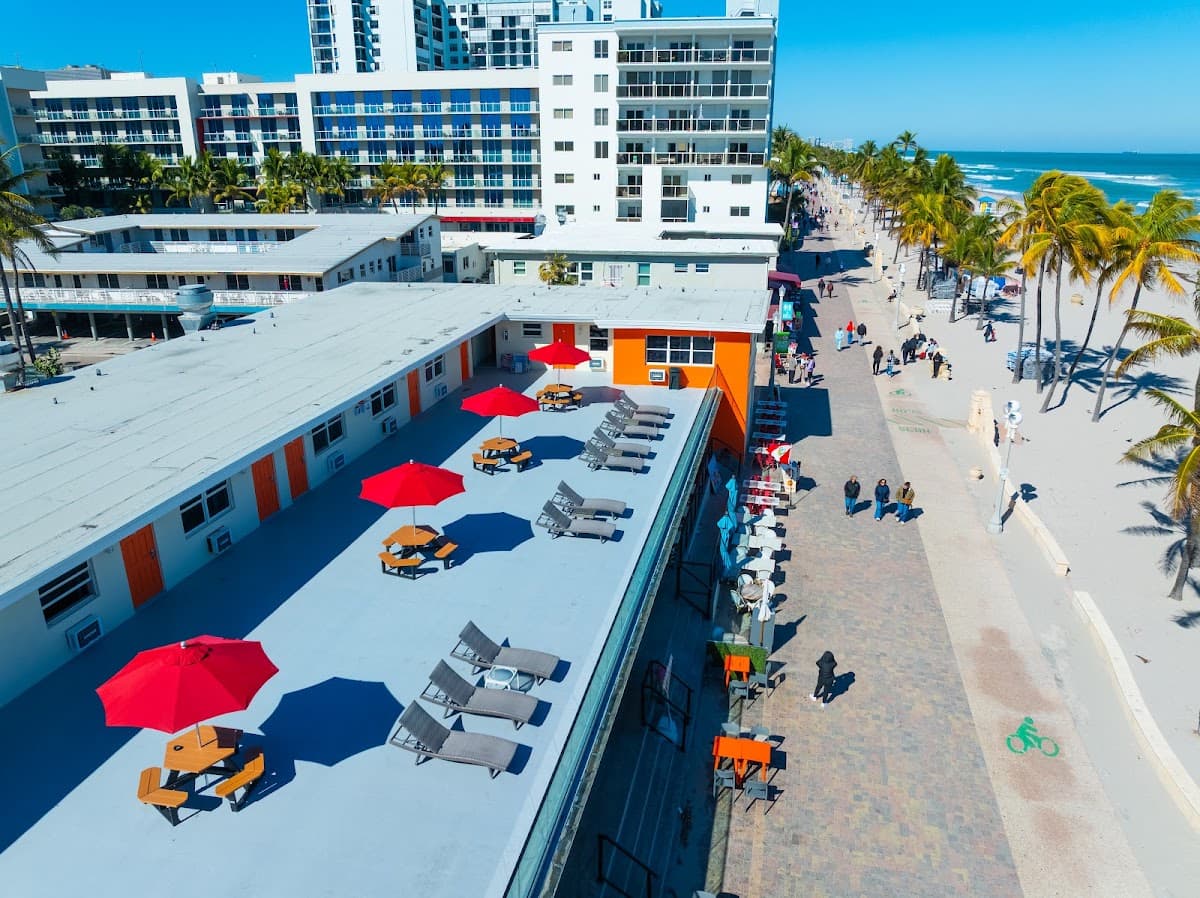 LaTerrace Oceanfront Hotel, Hotel in Dania Beach