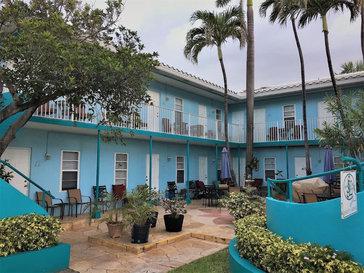 Charter House - Hollywood Beach Hotels, Hotel in Dania Beach