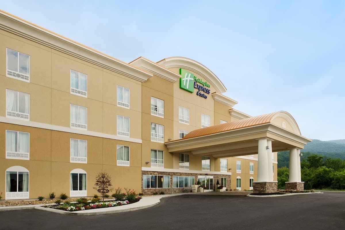 Holiday Inn Express & Suites Caryville by IHG, Hotel in Caryville