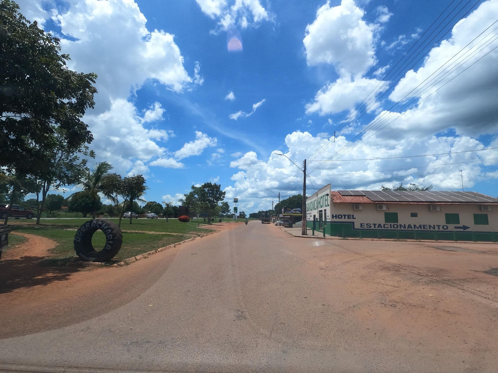 Street view near Hotel Simônica, Figueirópolis — © MuitoAlemdasFronteiras (CC BY-SA · Mapillary)