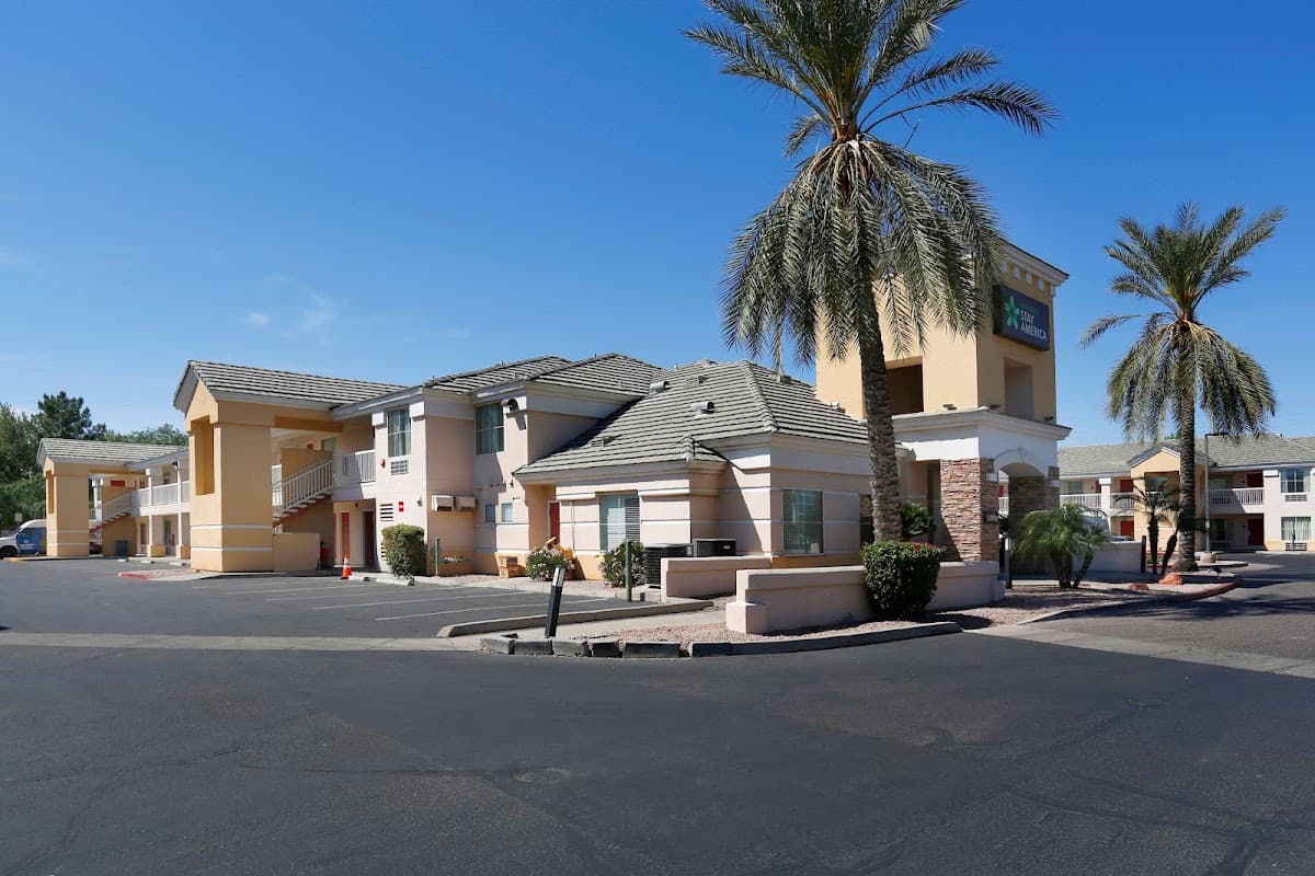 Extended Stay America Select Suites- Phoenix - Airport - E. Oak St., Aparthotel in Central City
