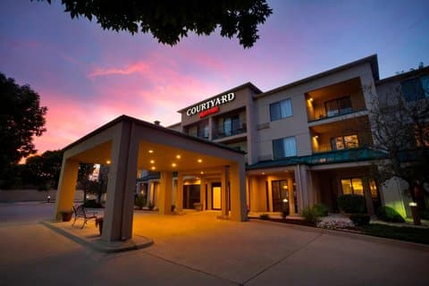 Courtyard by Marriott Champaign, Hotel in Champaign