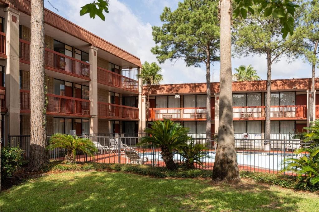 GreenTree Hotel & Extended Stay I-10 FWY: Houston, Channelview, Baytown, Hotel in Cloverleaf