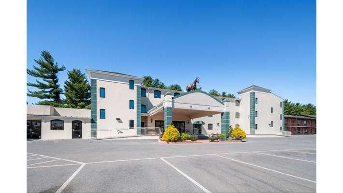 Rodeway Inn & Suites Charles Town, Hotel in Charles Town