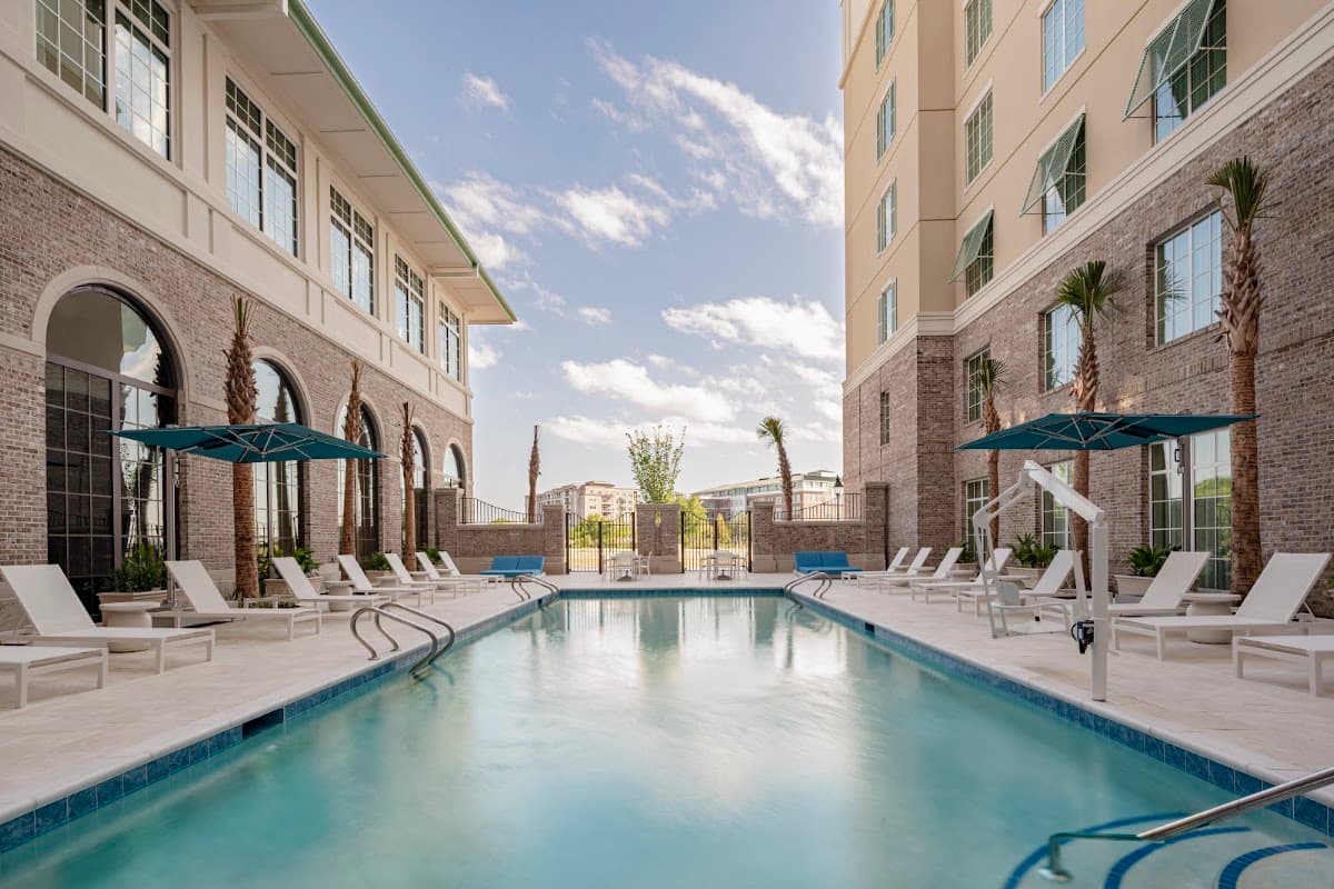 Embassy Suites by Hilton Charleston Harbor Mt. Pleasant, Hotel in Charleston