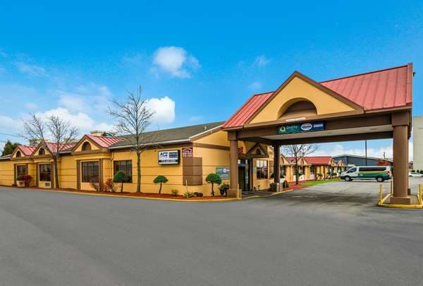 Suburban Studios Buffalo Airport, Aparthotel in Cheektowaga