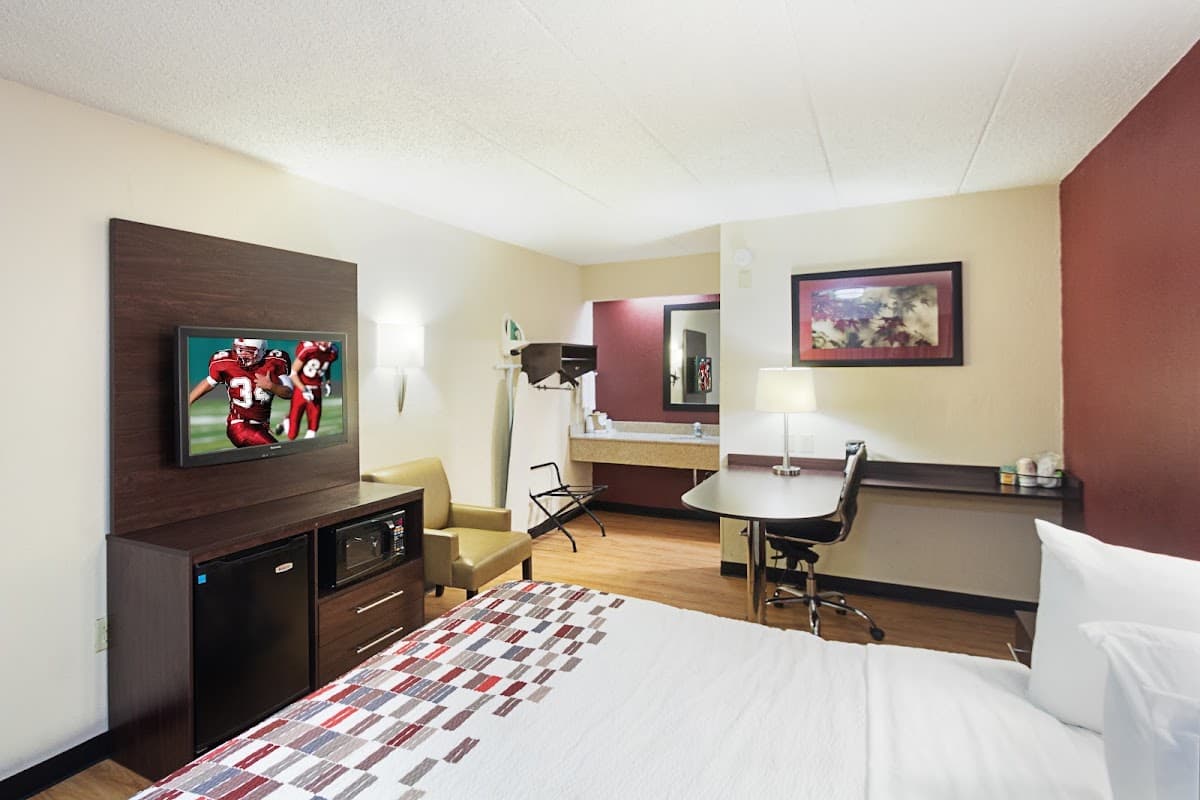 Red Roof Inn Cincinnati East - Beechmont, Hotel in Withamsville