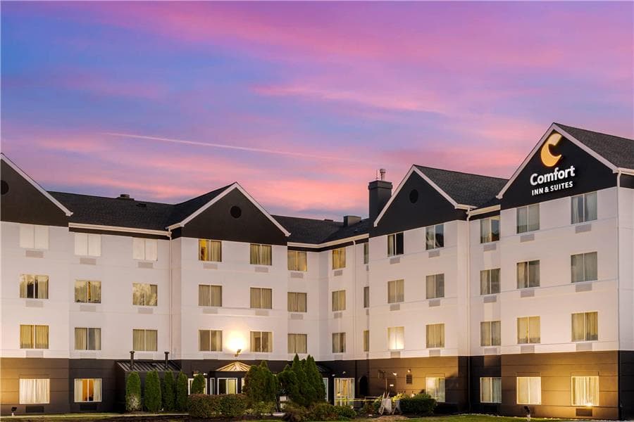 Comfort Inn & Suites Mt. Laurel-Philadelphia, Hotel in Ramblewood