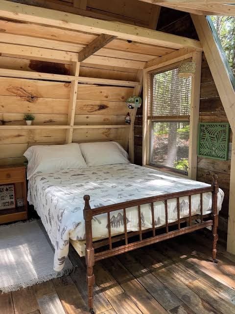Miners Den Balsam Hill Cabins Milbridge, Hotel in Cherryfield