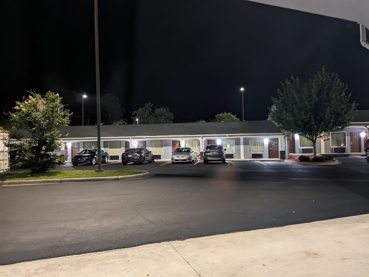 Americas Best Value Inn & Suites Sumter, Hotel in Cherryvale