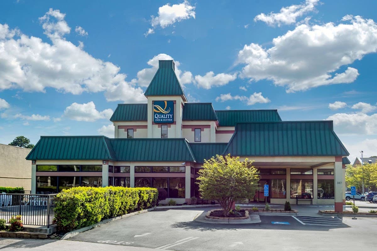 Quality Inn & Suites Olde Town, Hotel in Portsmouth