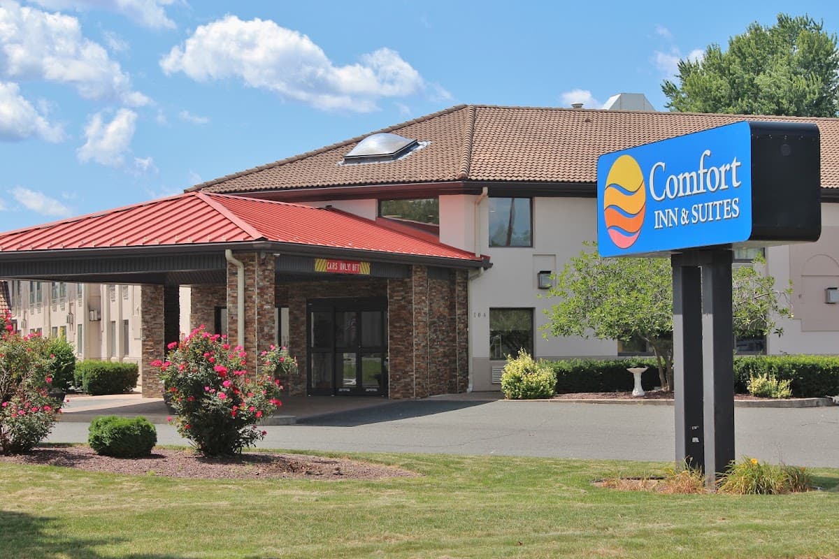 Comfort Inn & Suites West Springfield, Hotel in Chicopee