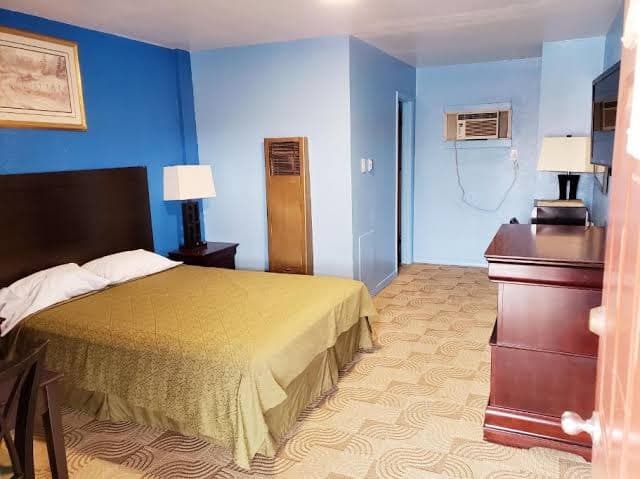 TRADE WINDS MOTEL, Motel in Childress