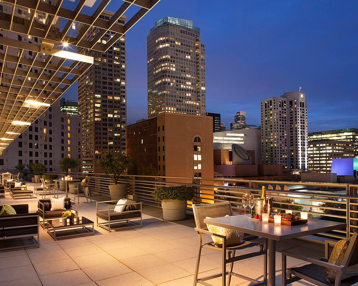 Four Seasons Hotel San Francisco, Hotel in Chinatown