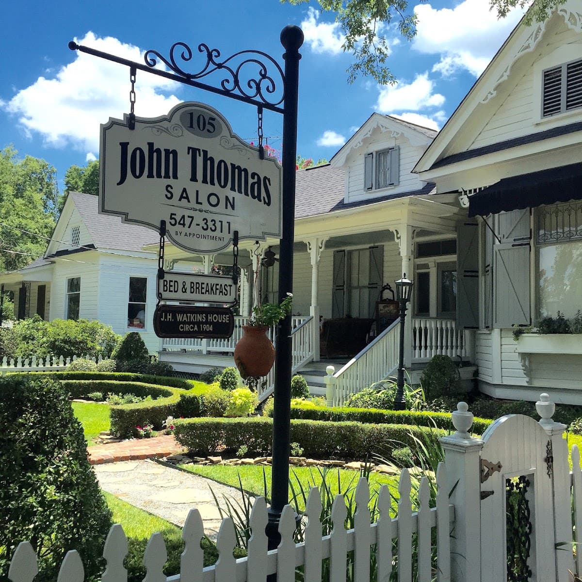 John Thomas Salon Bed and Bath, Hotel in Monroe