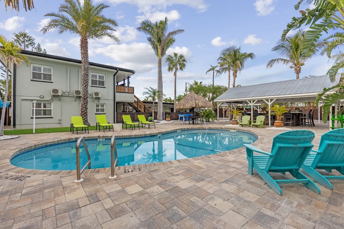 Coconut Grove Resort, Resort in Clearwater
