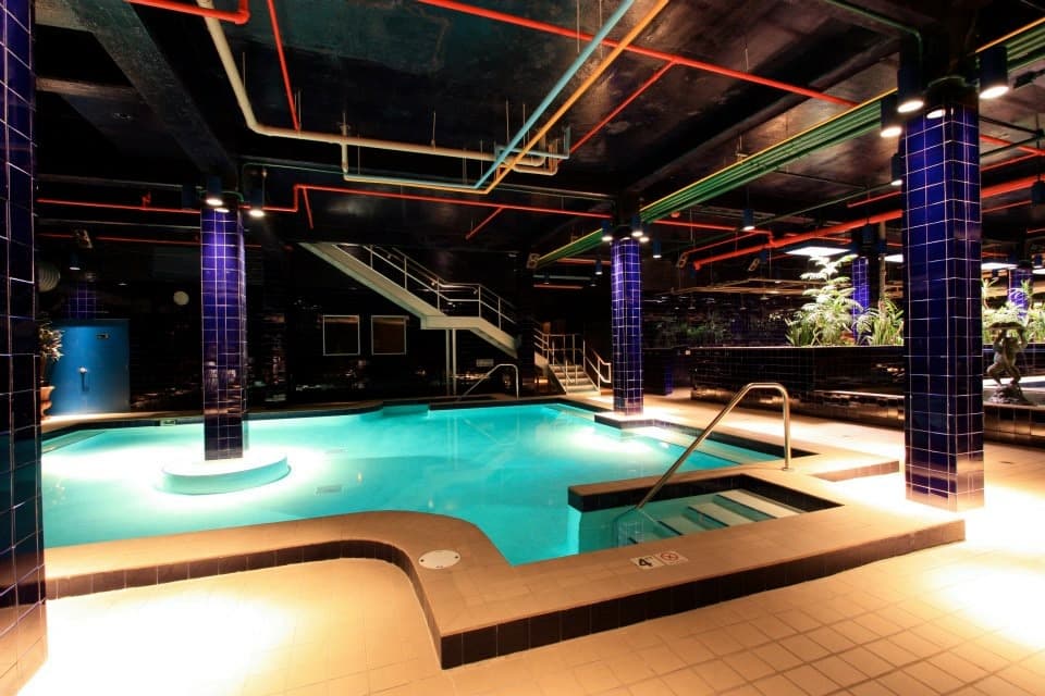 FLEX Spas Cleveland, Hotel in Cleveland