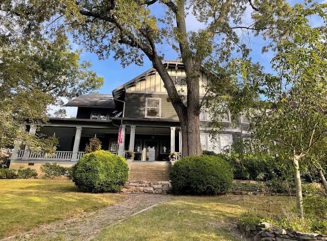 Ridgely Bed, Breakfast, and Historic Gardens, Hotel in Clifton Forge
