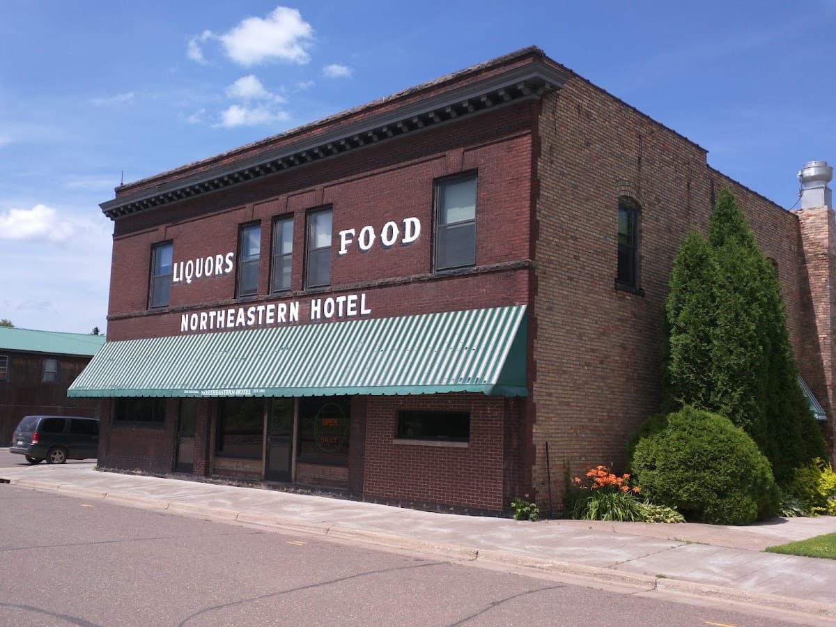 Northeastern Hotel Antique, Hotel in Cloquet