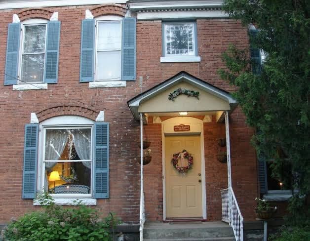 Gables Bed & Breakfast Inn, Hotel in Cobleskill