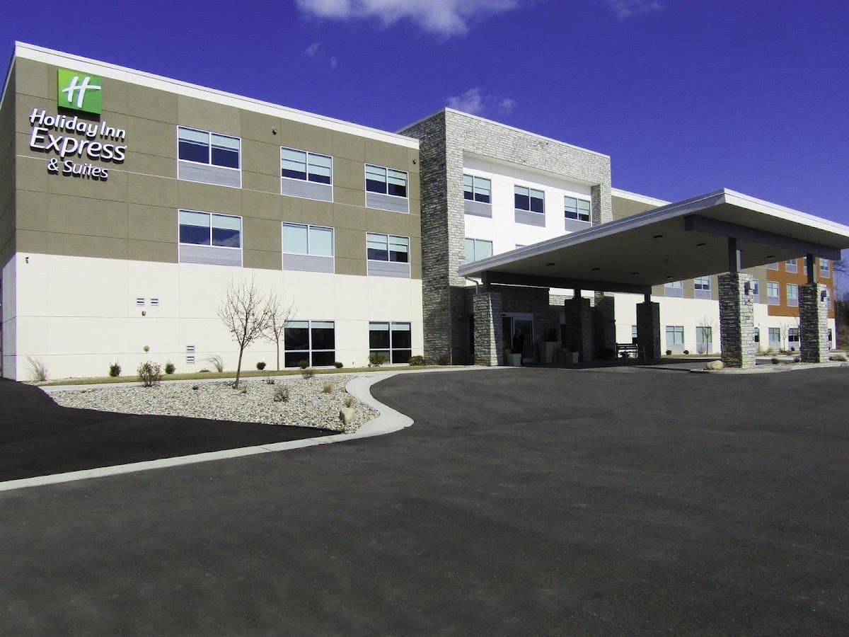 Holiday Inn Express & Suites Coldwater by IHG, Hotel in Coldwater