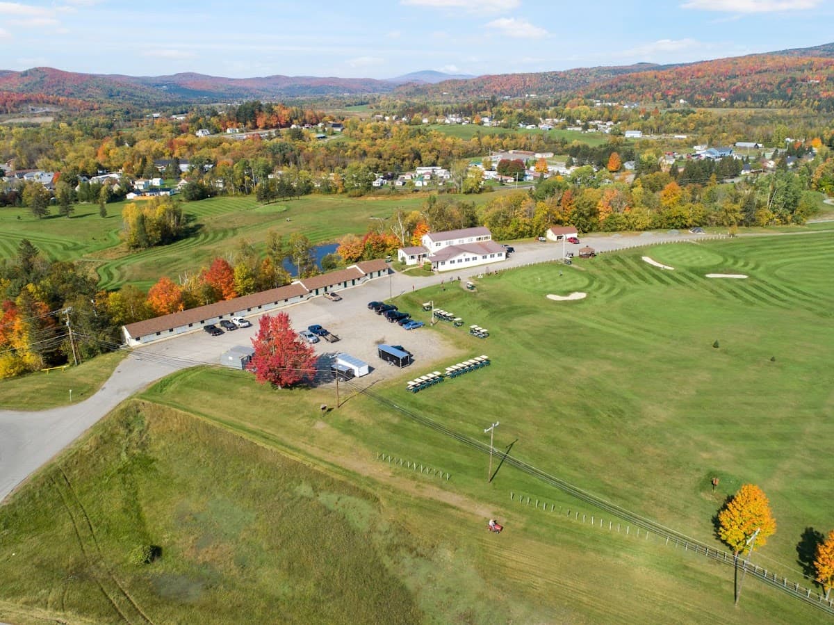 Colebrook Country Club & Motel, Hotel in Colebrook