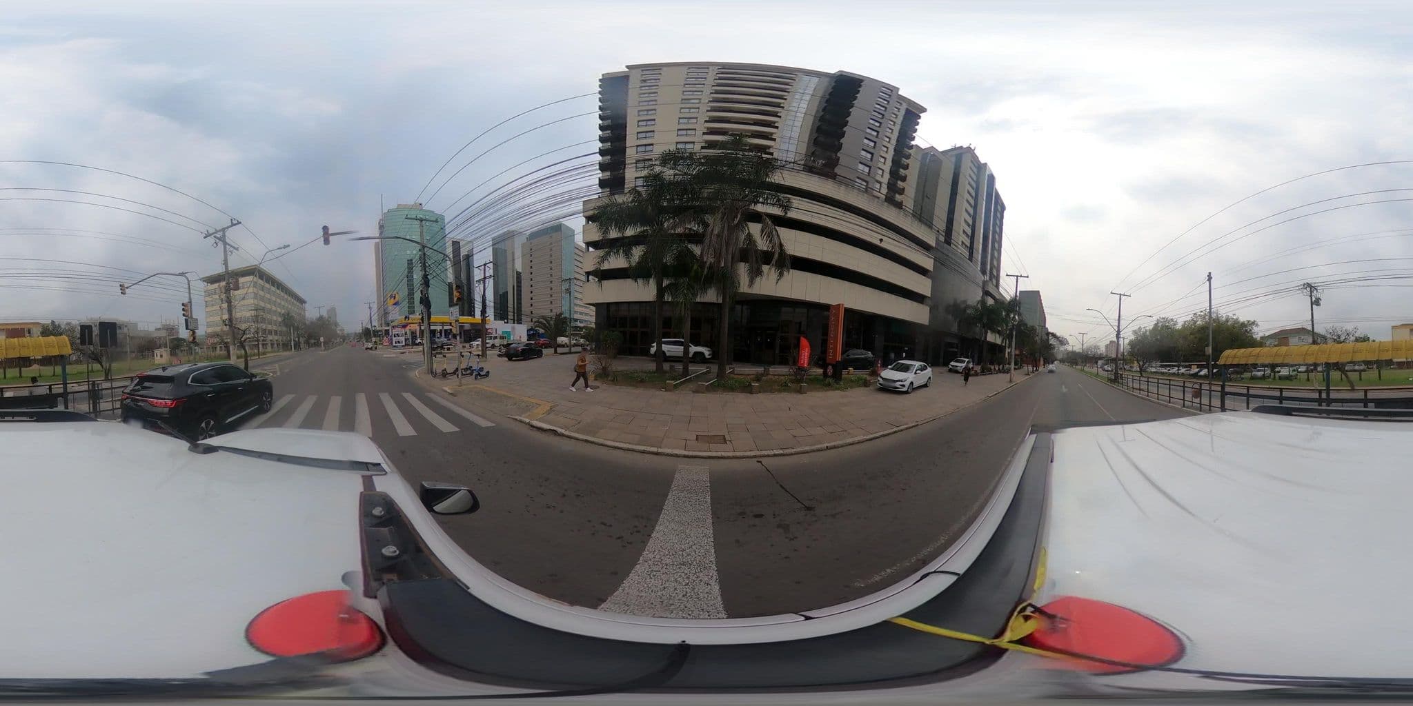 Street view near Intercity Premium, Porto Alegre — © jaderbavaresco (CC BY-SA · Mapillary)