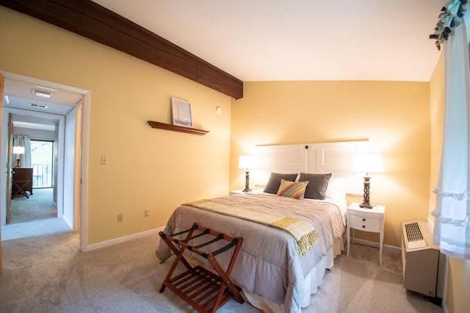 2 bedroom suite with resort facilities., Resort in Williams Bay