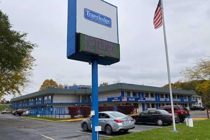 Travelodge by Wyndham Grand Rapids North, Motel in Comstock Park