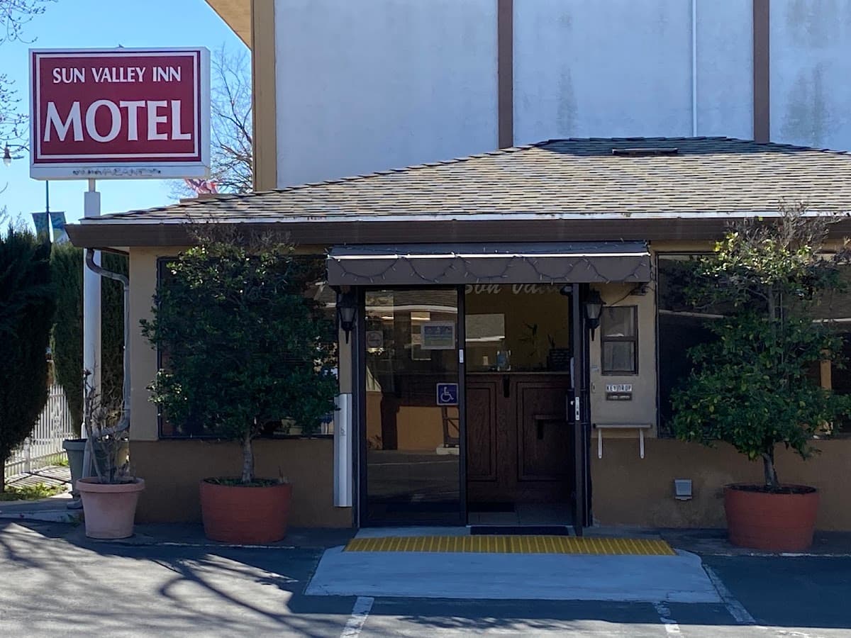Sun Valley Inn, Motel in Pleasant Hill