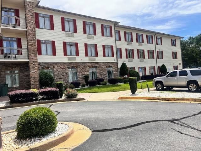 Haton Suites, Hotel in Conyers