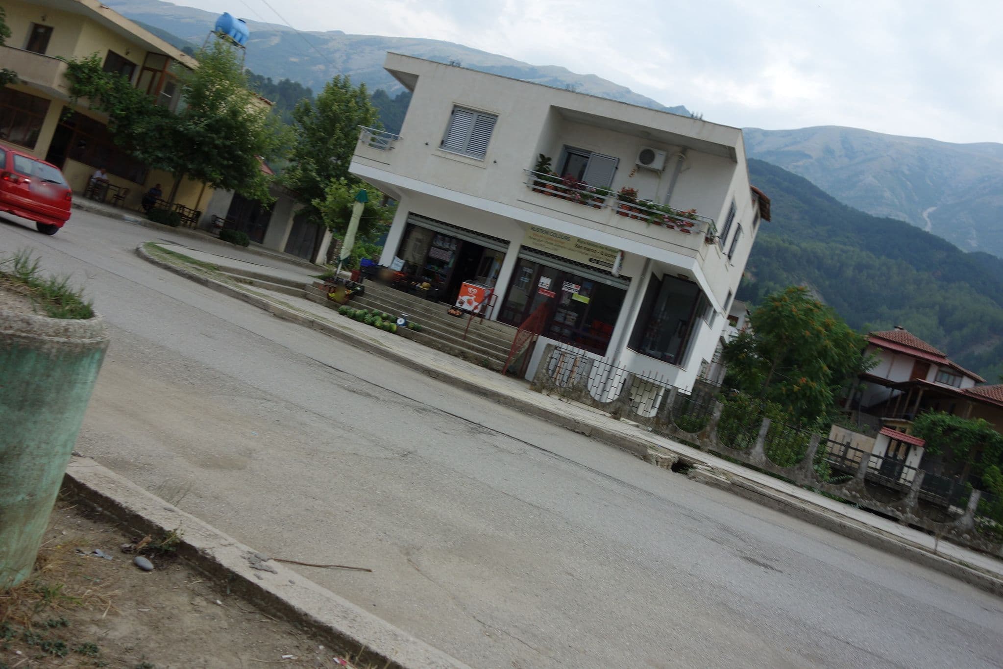 Street view near Vjosa, Përmet — © malenki (CC BY-SA · Mapillary)