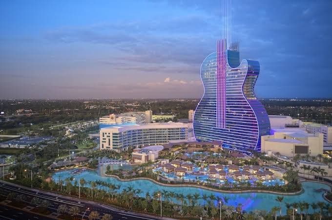 The Guitar Hotel at Seminole Hard Rock, Resort in Davie
