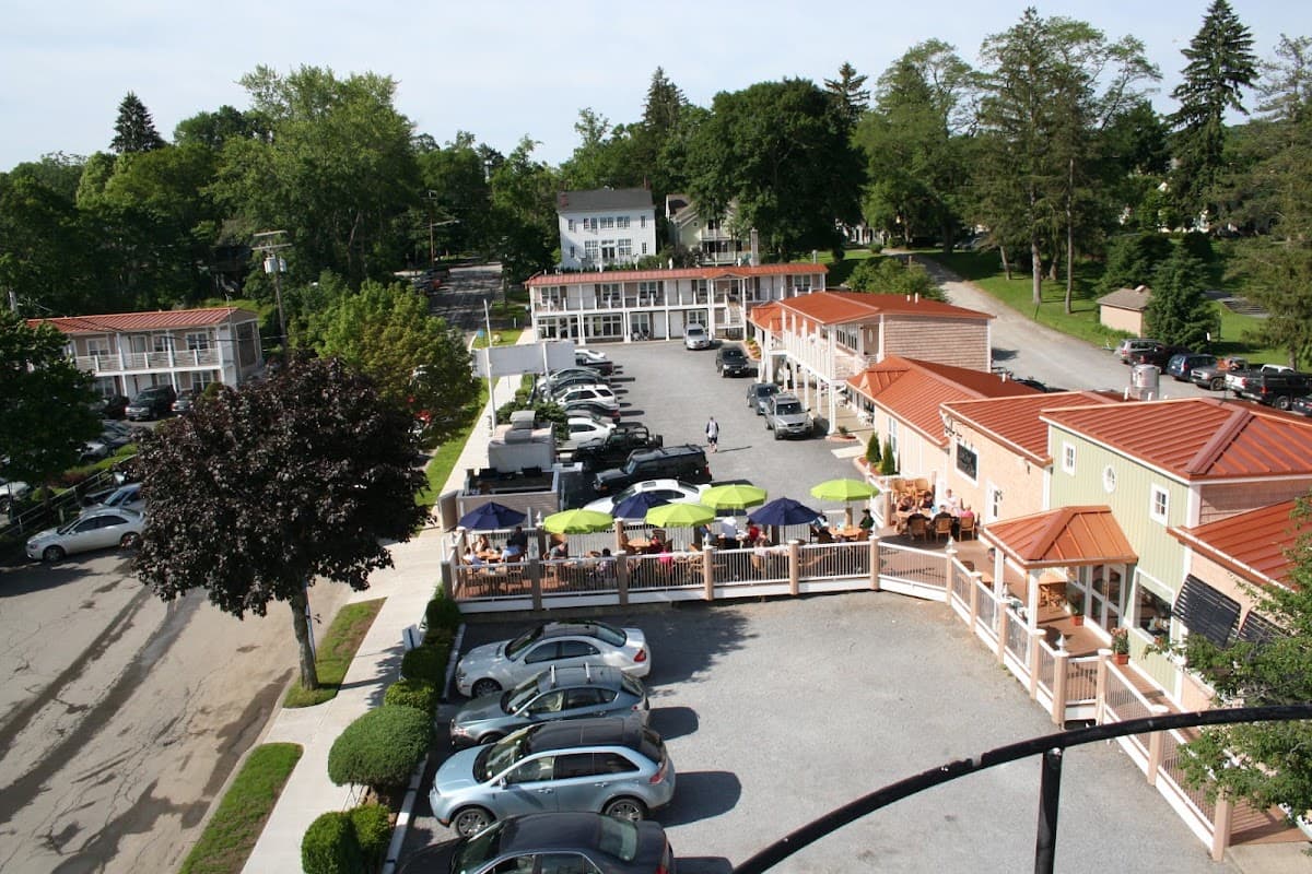 The Lake Front Hotel, Hotel in Cooperstown
