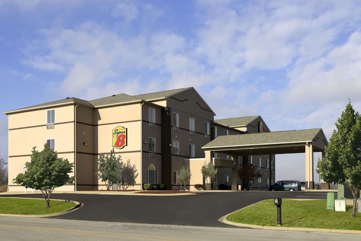 Super 8 by Wyndham Corydon, Hotel in Corydon