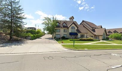 World Host Management, Hotel in Little Cottonwood Creek Valley