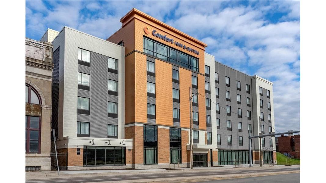 Comfort Inn & Suites Pittsburgh-Northshore, Hotel in Pittsburgh