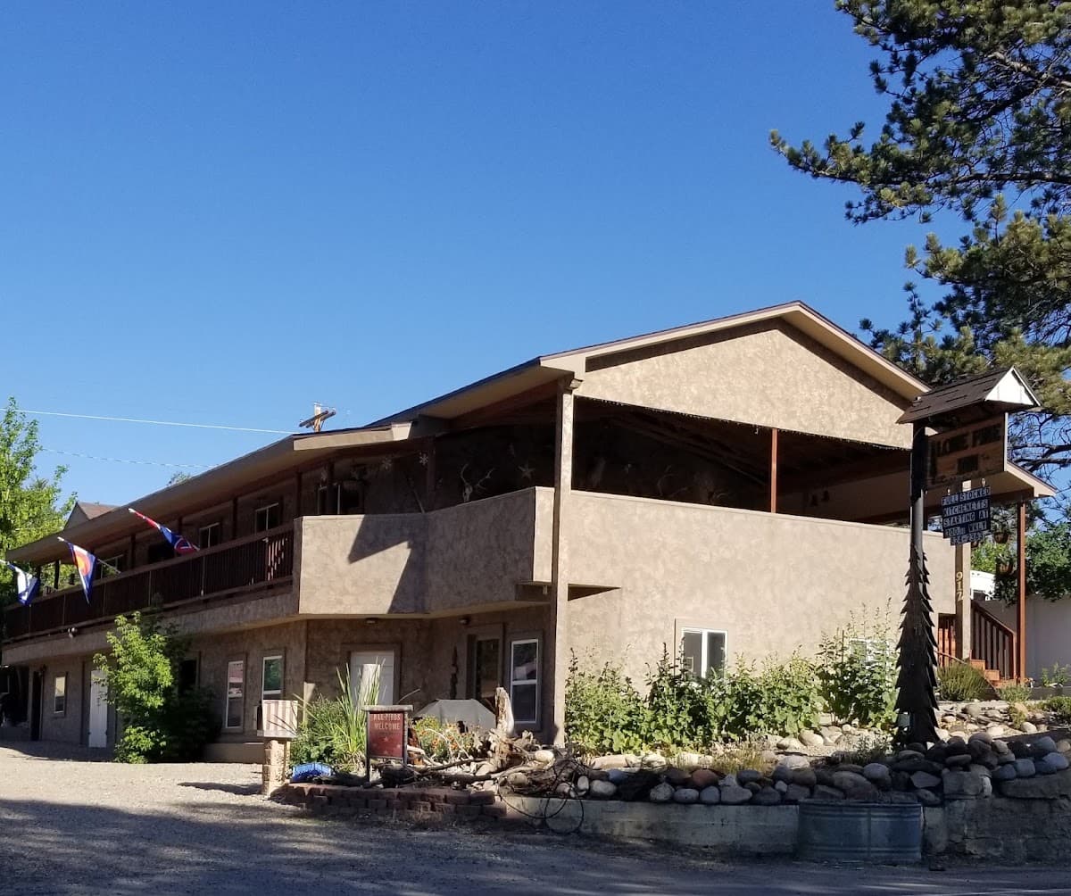 Lone Pine Inn, Motel in Craig