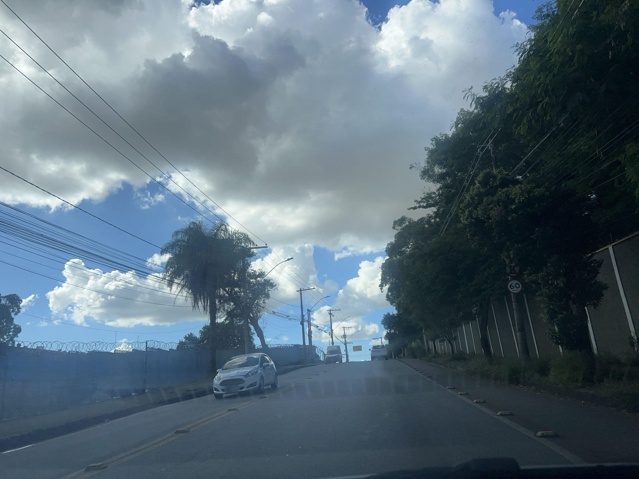 Street view near Pousada Sesc Contagem, Contagem — © Adriana02 (CC BY-SA · Mapillary)
