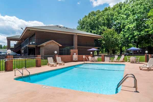 Quality Inn near Speedway, Hotel in Cricket