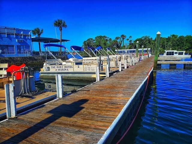 The Port Hotel and Marina, Hotel in Crystal River