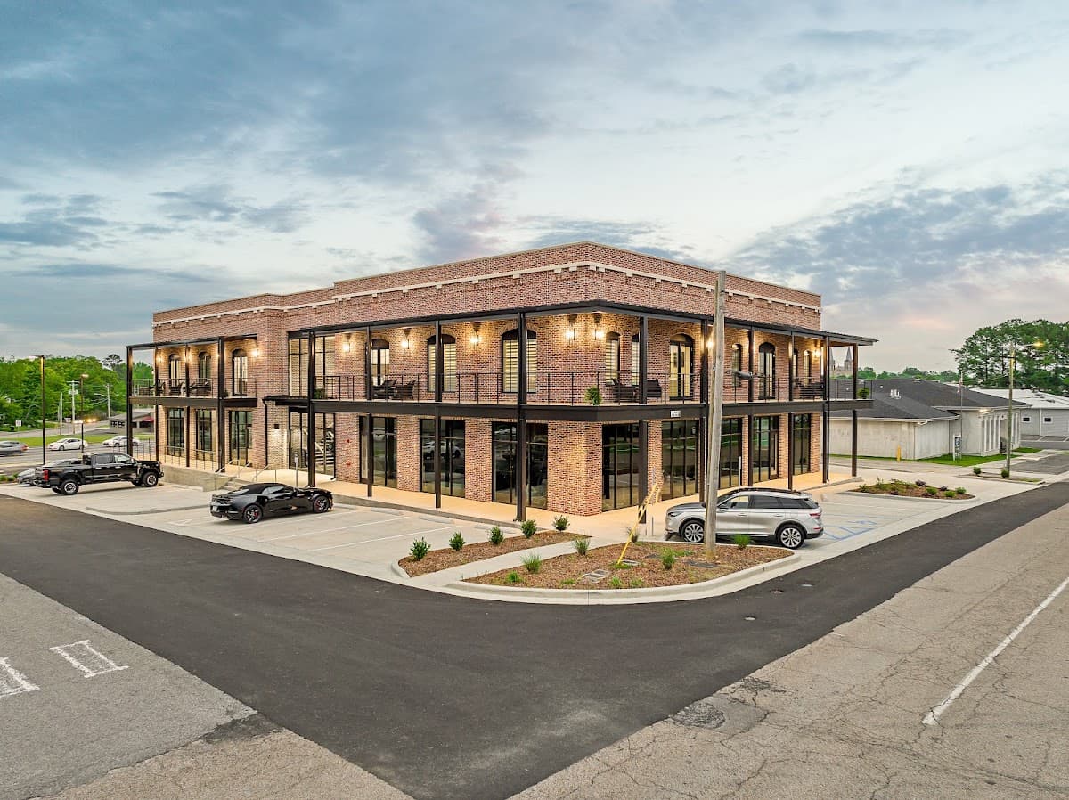 The Flying Fifty, a Luxury Boutique Hotel - Cullman, Hotel in Cullman