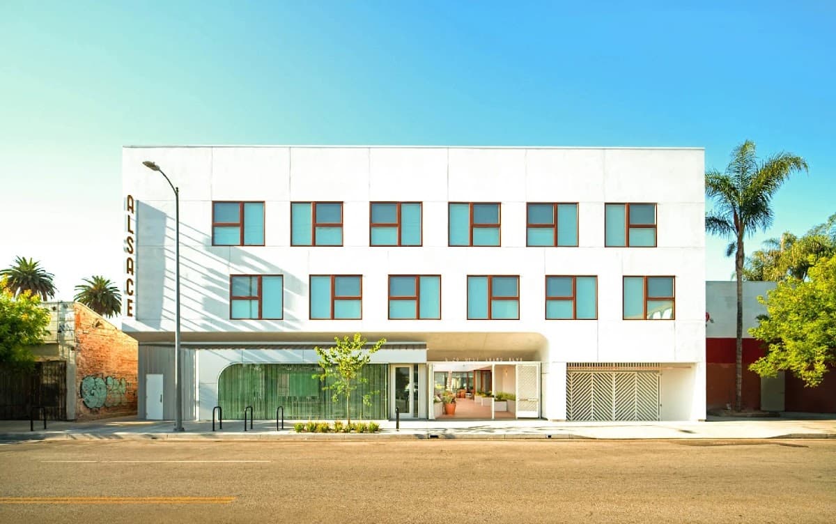Alsace Living LA, Hotel in Mid-City